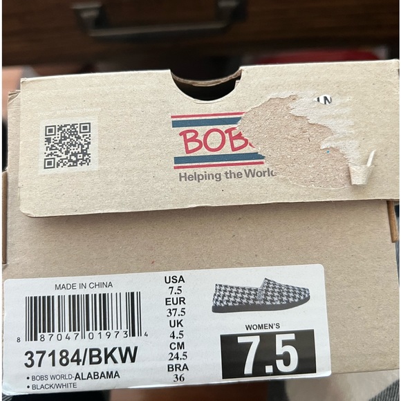 Bobs from Sketchers Houndstooth shoes - Picture 4 of 4